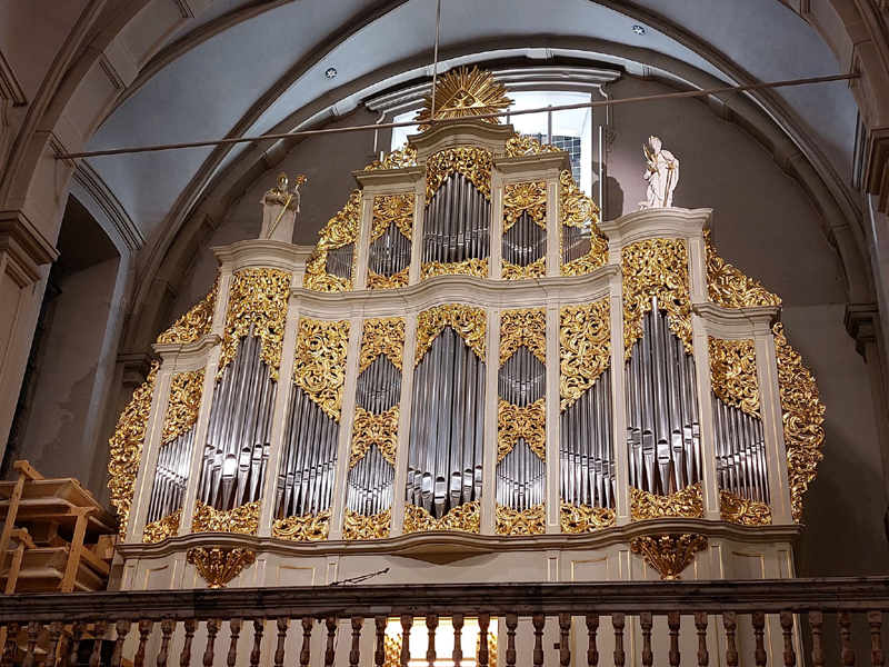 Sculptures sur bois pour l'orgue � Wondelgem